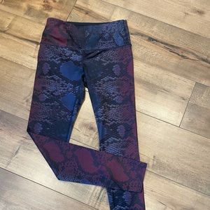 Noli printed legging size medium